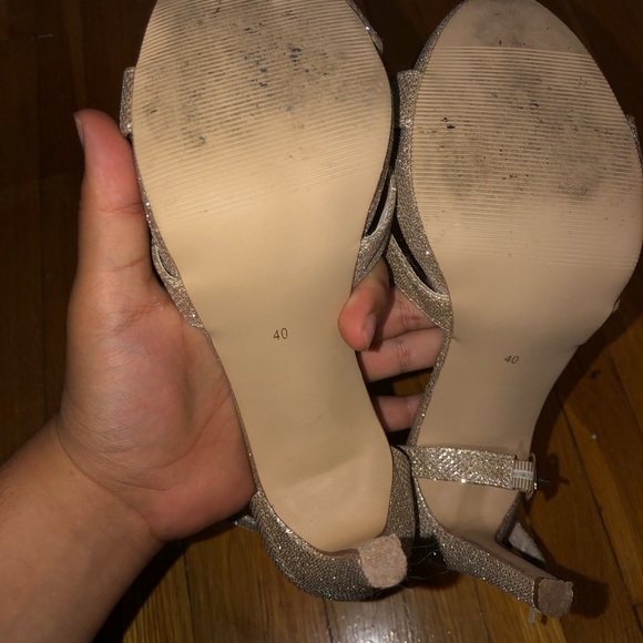 Le chateau high heels - Picture 6 of 7